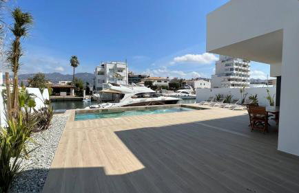 Villa con piscina y vistas canal AV-44 - Foto 41