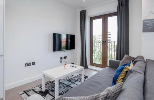 Maplewood properties - One bedroom luxurious apartment - Elm - Photo 2