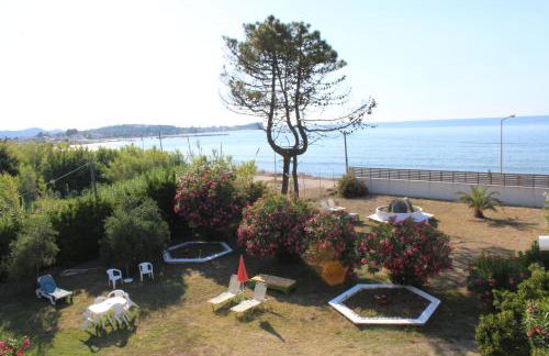 Nikos Seaside Apartments - Foto 18