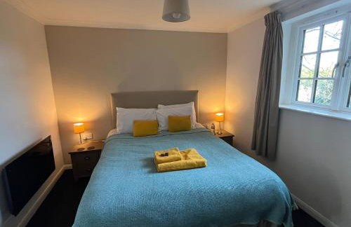 Green Cottage in grounds of Grade II* Frognal Farmhouse - Photo 10