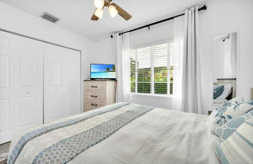 Renovated 2BR Home - Hot Tub, Gym & Beach Nearby - Foto 21