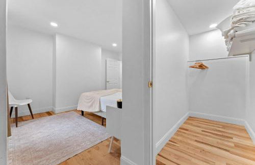 Family Friendly 4BR. Trendy & Great Location - Foto 39