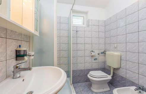 4 Bedroom Cozy Home In Poljica - Foto 35