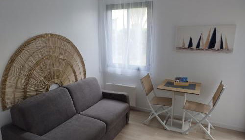 Charmant studio à 2 pas de la plage - Photo 2