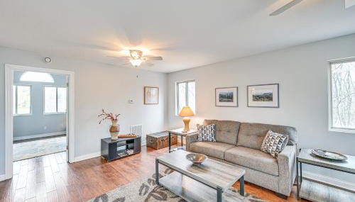 8 Mi to Lake Michigan Creative Retreat with Deck! - Foto 5