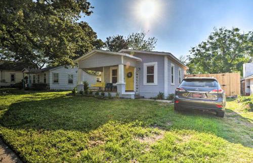 1 Mi to UTA Arlington Elm Cottage with Fenced Yard - Foto 34