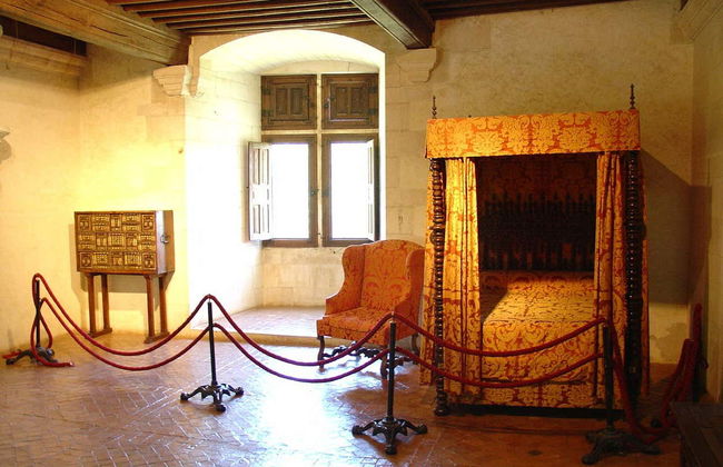 Entrada al castillo de Puyguilhem - Foto 2