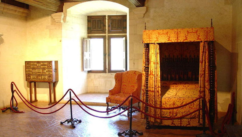 Una de las alcobas del castillo