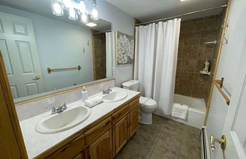 Large Off-Grid Luxury Cabin- creek land & views - Foto 19