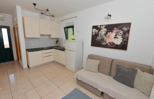 Eight-Bedroom Holiday Home In Pasman - Foto 25