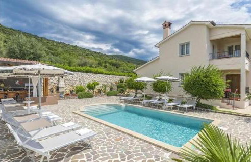 Amazing Home In Koromacno-Brovinje - Foto 1