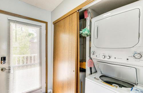 Lakefront Osage Beach Condo with Balcony and Pool - Photo 16