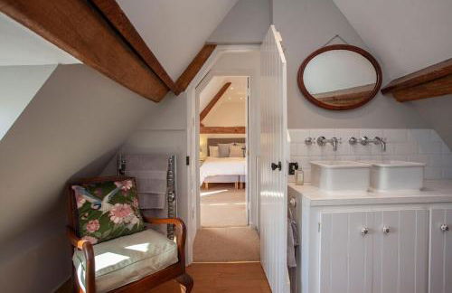 Charming Country House Nr Bath - Photo 10