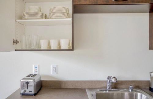 Wallingford jr 1br w rooftop nr bars SEA-639 - Photo 7