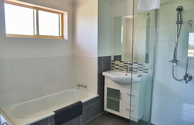 Bayview Beach Holiday Apartments - Photo 50