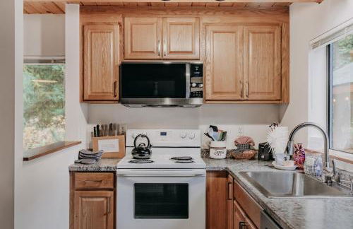 Silver Lake Cabin #67 - Hot Tub - Pets Ok - Wi-Fi - Foto 19