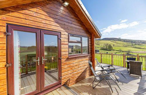 Pine Marten Lodge with Hot Tub - Foto 13