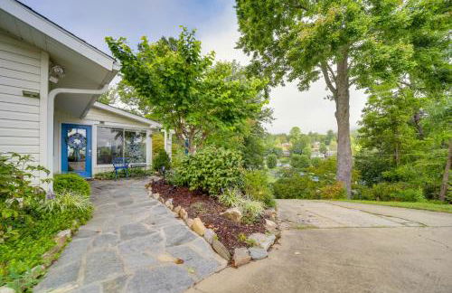 Serene Lake Junaluska Gem Deck and Mountain Views - Foto 38