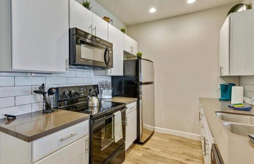 Modern W Pool, Gym, HotTub, Golf, Pet Friendly - Foto 24