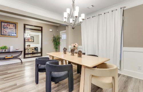 Gather, Play and Unwind! Modern Locust Grove Home - Foto 12