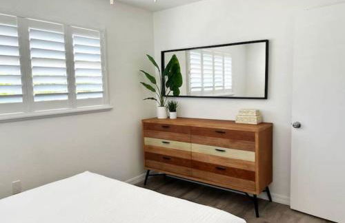 Modern Apartment - 3 of 4 - Photo 8