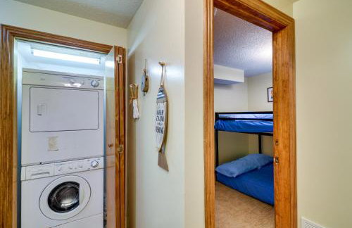 Burnside Resort Cabin with Hot Tub and Outdoor Spots! - Foto 23