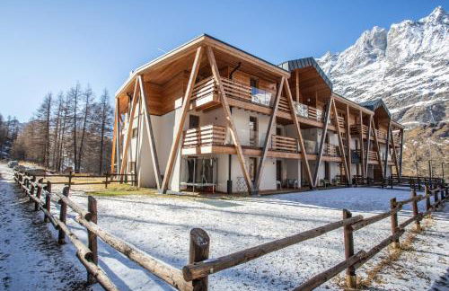 FLORA ALPINA EXPERIENCE - "Ski-to-Door" Brand New Chalet Apartments with Indoor Garage and Mountain View - Foto 69