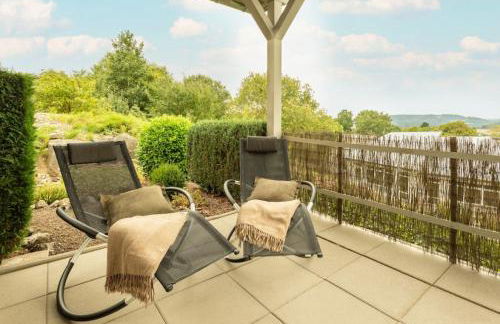 Dolomites Bungalow Eifelsteig w view Terrace BBQ - Foto 12