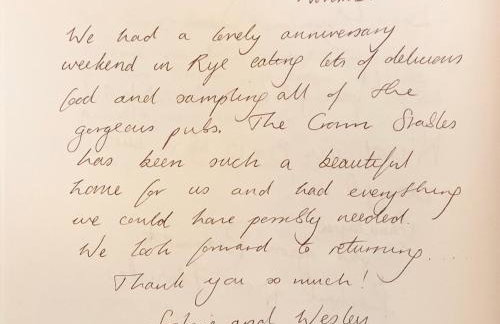 Crown Stables - Foto 39