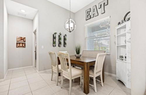 Beautiful Cape Coral Oasis! King Bed, BBQ, Heated Pool, PVT Yard & Much More! - Foto 22