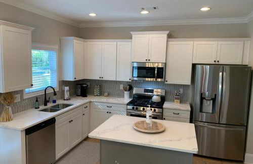 Fully Fenced & Fitted 4BR Near LakePoint Sports - Foto 32