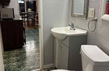 Comfy 3br/2ba steps away from Marian Day grounds - Foto 34