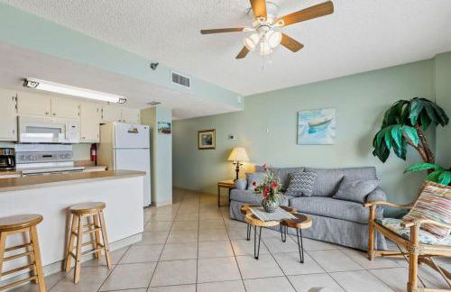 Ocean Front Condo with Amazing Views! Sunglow Resort 402 by Brightwild - Foto 7