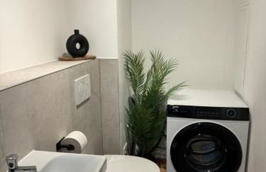 Neubau, Bergpanorama, gute Lage, Tiefgarage - Foto 27