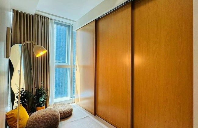 Andi and Frances' Place at BGC - Photo 7