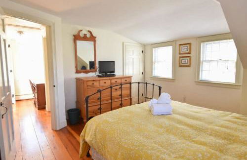 Heart of Brewster 5 Miles to Beach - Photo 16