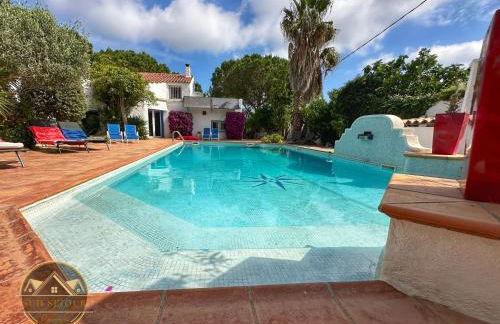 MAS M - Villa d'exception - Piscine - Jeux Enfants - BBQ - Plancha - Cheminée - Calme - 5 Chambres - SUDSEJOURCONCIERGERIE - Foto 16