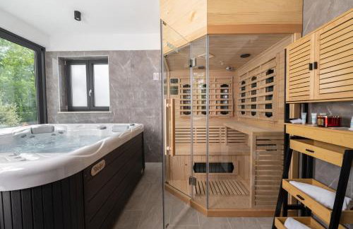 Villa Alison Deluxe Junior with private spa and heated swimming pool - Foto 19