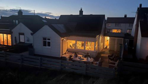 Marram Cottage - Well Equipped, Cosy, Home from Home, Next to Beach, - Foto 2