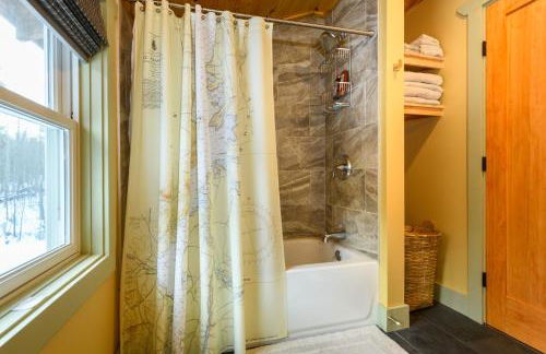 Secluded Lodge - Hot Tub, Views, Arcade - Foto 34