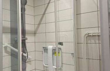 T2 cosy avec balcon & vue sur la vallée - Foto 10