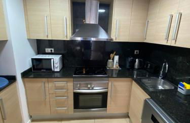 Ikebana Suite - Modern Apartment with Parking & Swimming Pool - Foto 2