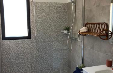 Vignarella meublé de tourisme classé 5 étoiles avec terrasse - Foto 2