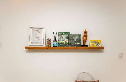 Ap Conforto Quarto e Sala com Ar e ampla Varanda - Foto 7