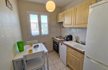 Royan - APPARTEMENT avec EMPLACEMENT IDEAL - terrasse - garage privatif - Foto 13