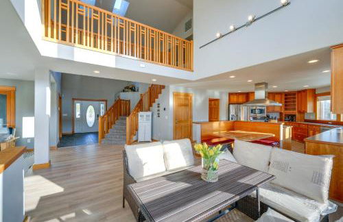 Stunning Mount Vernon Home with Big Lake Views! - Foto 7