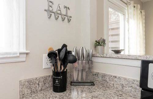 Private, Updated Townhouse in DT Apex - Foto 14