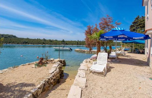 Beautiful Apartment In Punta Kriza - Foto 17