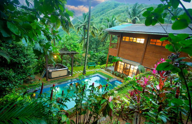 ama Stays & Trails The Malabar Villa Heliconia, Kozhikode - Foto 29