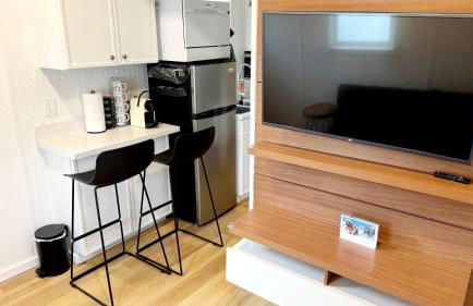 Tiny House Living with In Unit Laundry Steps from Kaiser - Foto 3